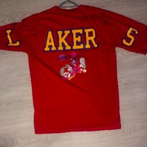 Los Angeles Lakers Looney Tunes Tee Nostalgia Co. Rare Graphic